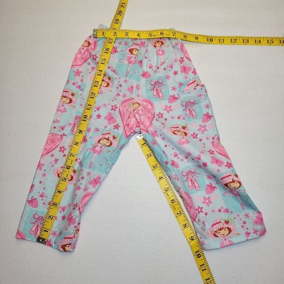 Strawberry Shortcake Vintage Matching Set Girls Scrub Top And Pants - Picture 8 of 9